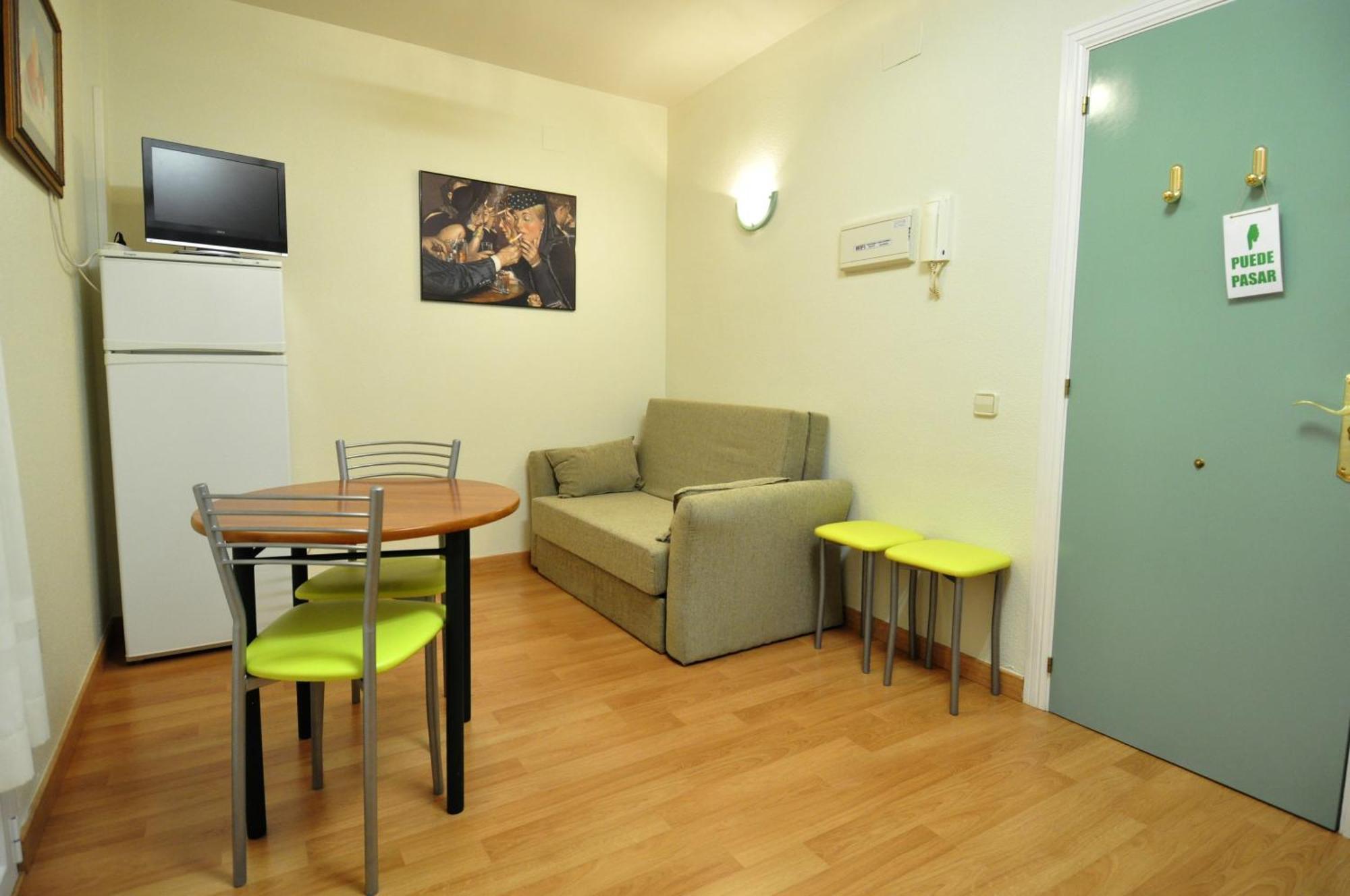 Hotel Apartamentos Aralso Sotillo La Lastrilla Szoba fotó