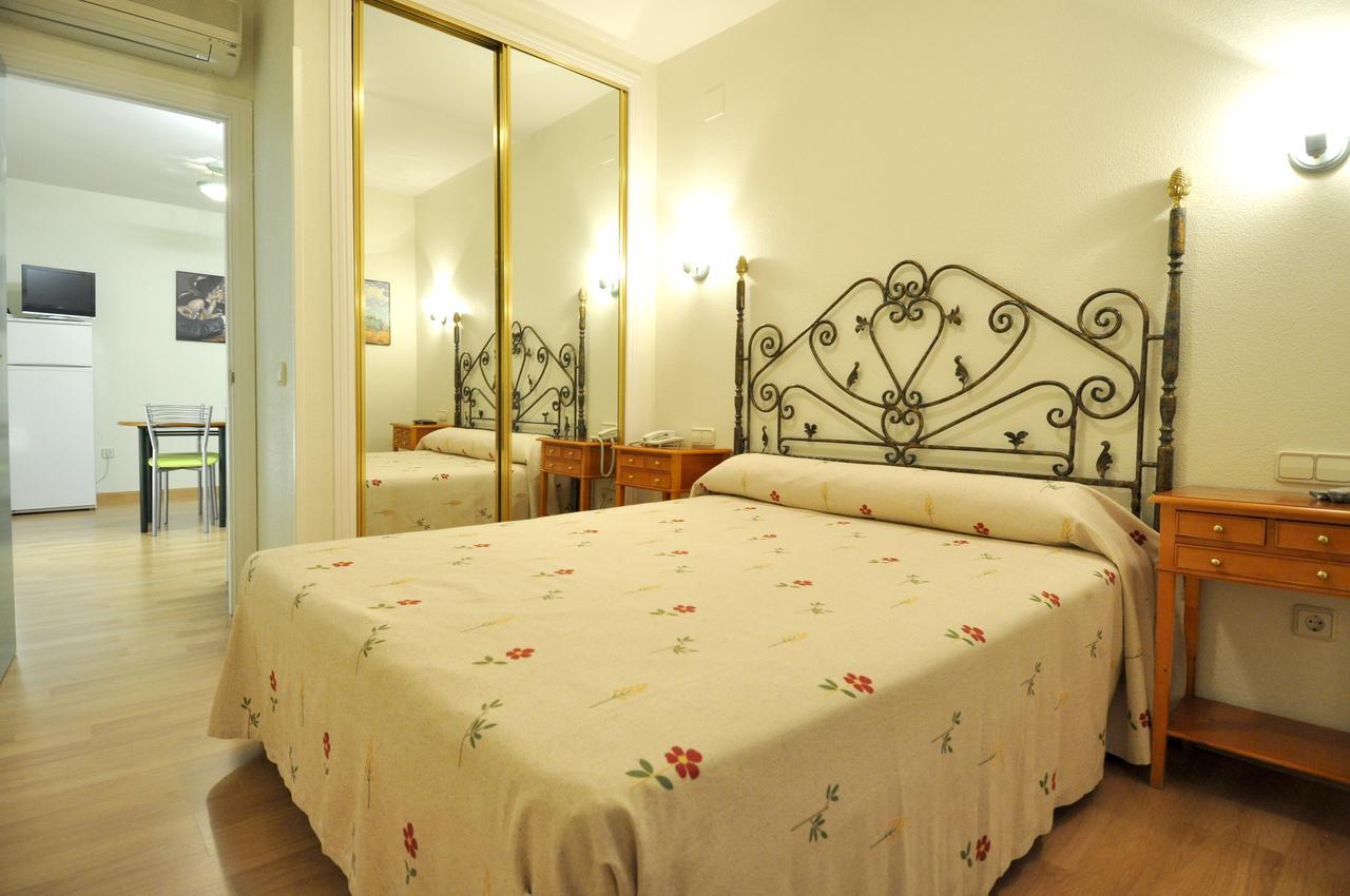 Hotel Apartamentos Aralso Sotillo La Lastrilla Kültér fotó
