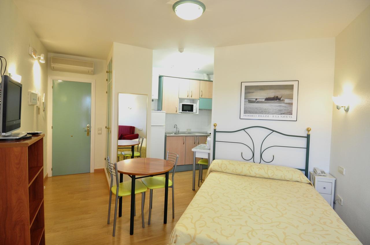 Hotel Apartamentos Aralso Sotillo La Lastrilla Szoba fotó